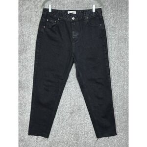 Pull & Bear Ankle Jeans Womens US Size 8 Black Denim Relaxed Raw Hem Pockets
